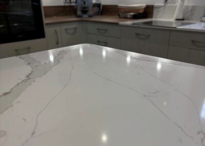 Cuisine réalisée à Trigny (51140) par les Cuisines GARNOTEL